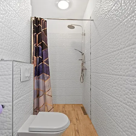 Feriehus Wunderschoenes In Mit Pool By Interhome *